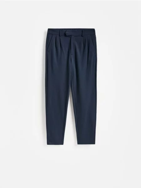 Reserved Pantaloni chino slim bleumarin