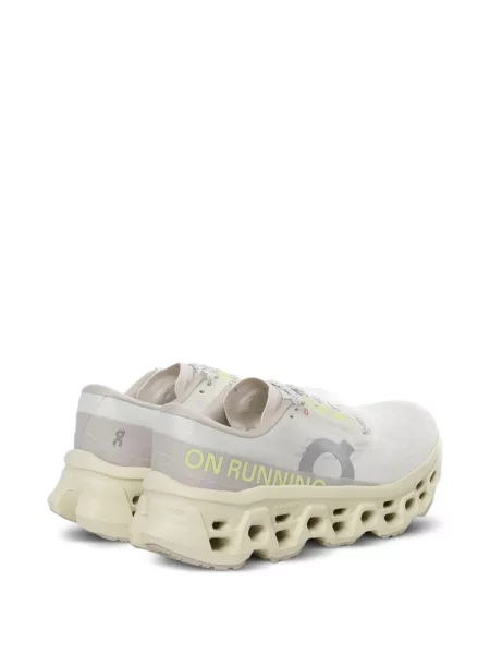 Sneakerși On cu imagine