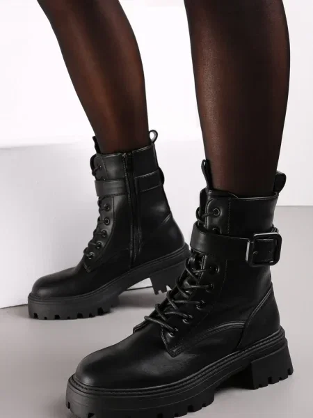 Botine worker cu în jurul gâtului Galitrisa negre
