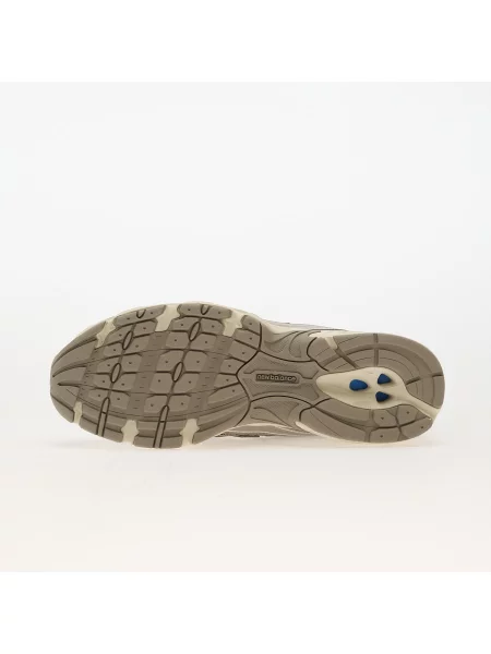 Маратонки New Balance бежово