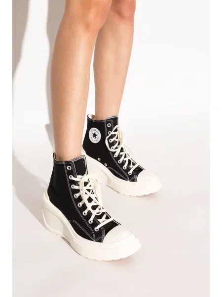 Sportbačiai Converse Chuck 70 ant pleištinio kulniuko juoda