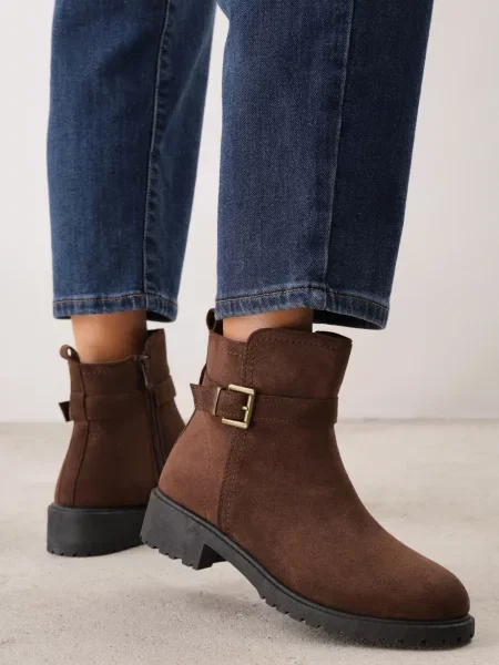 Botine maro