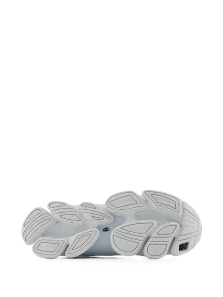 Sneakersy New Balance z siateczką białe