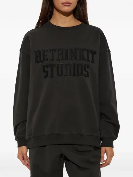 Hanorac Rethinkit Studios cu broderie negru