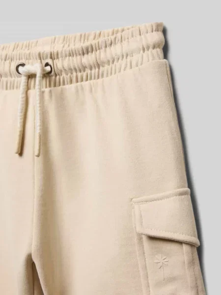Szorty o kroju straight fit z cargo Blue Seven