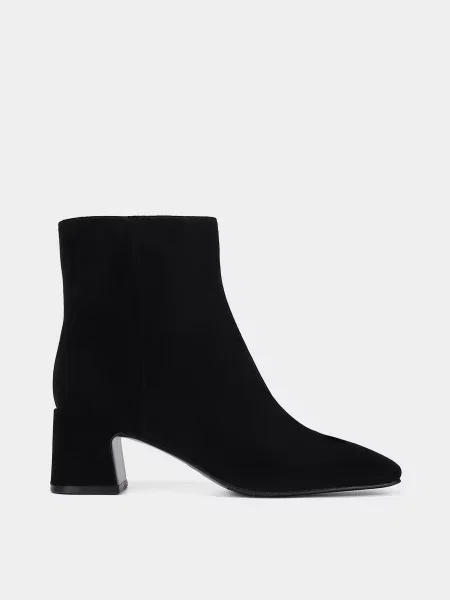 Велюровые ботильоны Attizzare черные