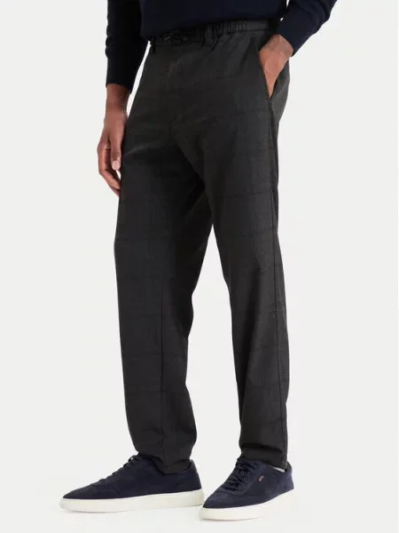BOSS Pantaloni chino Tapered Fit negru