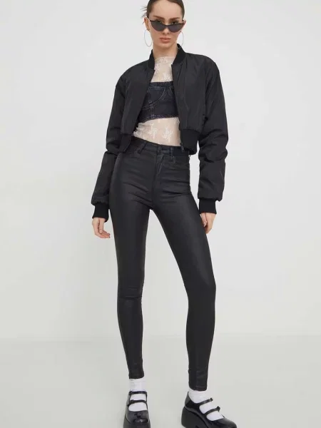Top iz jeansa Tommy Jeans črna