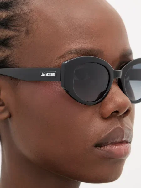 Love Moschino napszemüveg női fekete