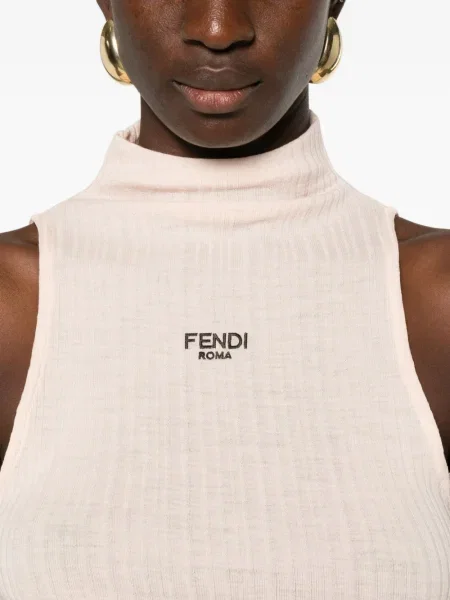 Top Fendi roz