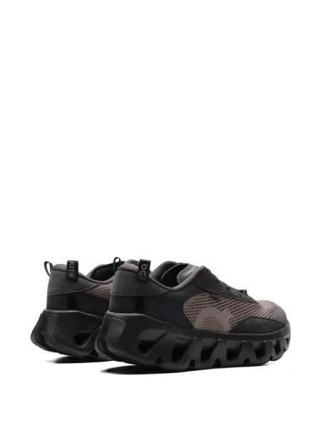 Sneakerși Kith plasă maro