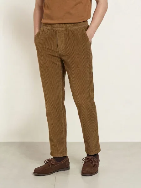 Nowadays Kordové Kalhoty Ve Stylu Joggingových Kalhot Střih Regular Fit tmavě hnědá