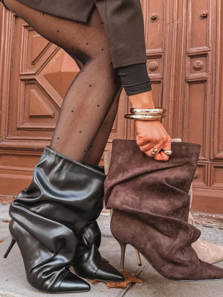 Čizmice Boto crna