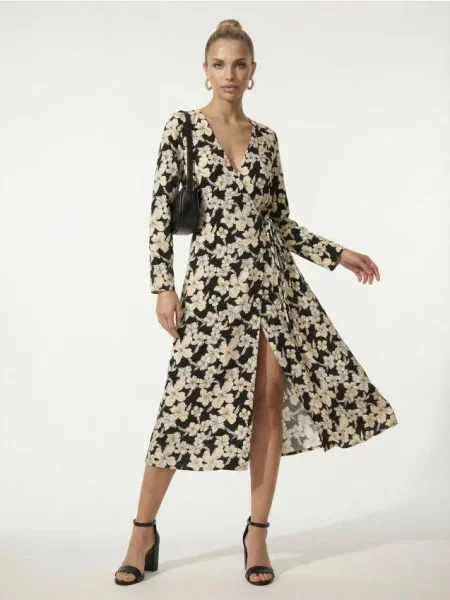 Сукня міді на запах із з квітковим мотивом різнобарвний