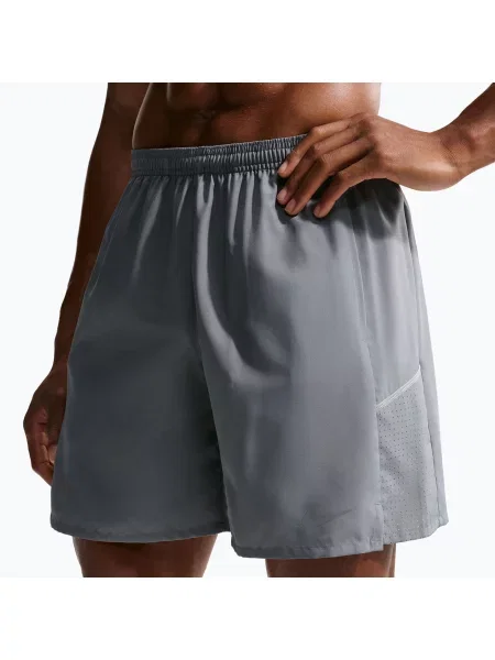 Pantaloni scurți pentru bărbați Nike Miler Dri-Fit 7" smoke grey/smoke grey gri