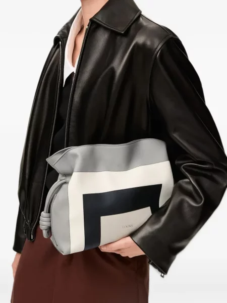 Кожена чанта Loewe сиво