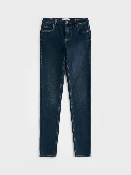 Reserved Джинси slim fit із подовженими штанинами темно-синій сині