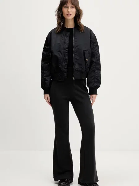 Спортивні штани adidas Seasonal Essentials