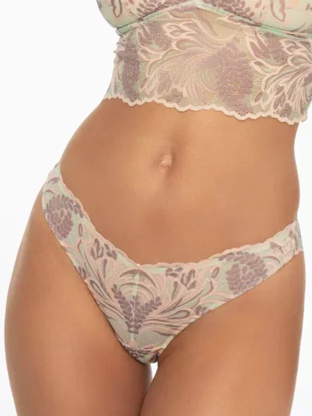 Трусики бразилиана с низкой посадкой