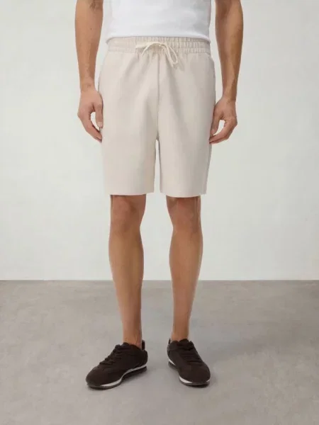 Pantaloni scurți Reserved bej