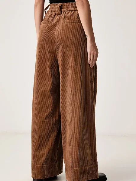 Вельветовые брюки Essentiel Antwerp