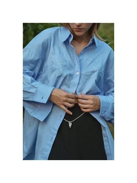 Сорочка з вишивкою Estro блакитна