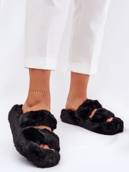 Copati Boto s platformo črna