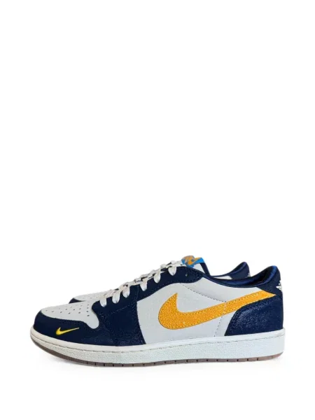 Sneakerși Jordan 1 Retro retro albastru
