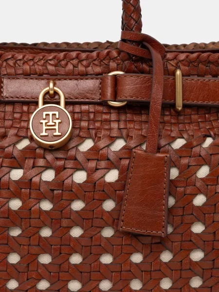 Tommy Hilfiger чанта дамска от кожа кафяво