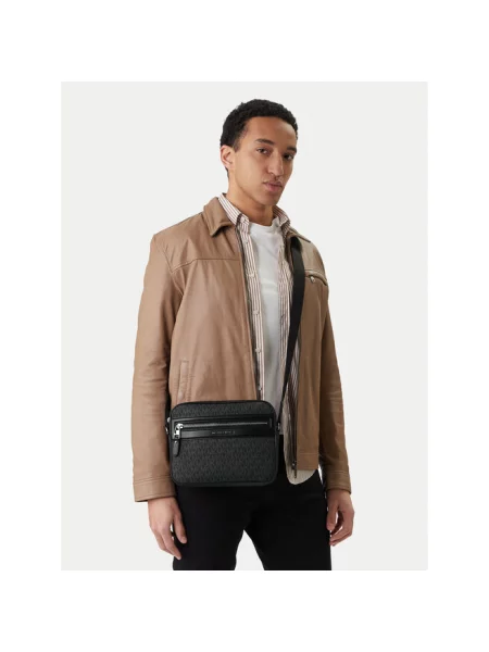 Saszetka MICHAEL Michael Kors czarna