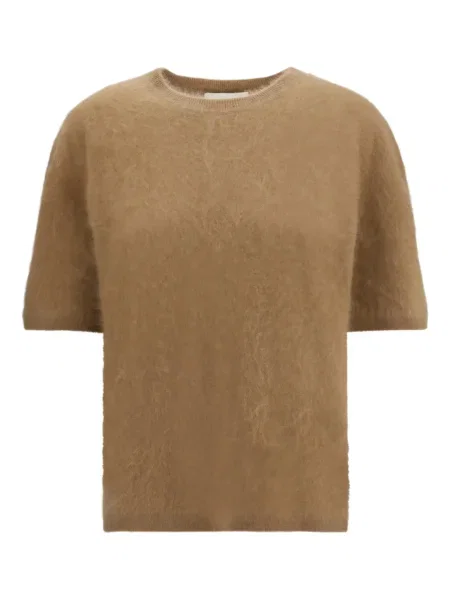 Top Lisa Yang scurt maro