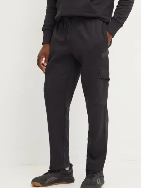 Спортен панталон Reebok Classic с изчистен дизайн черно