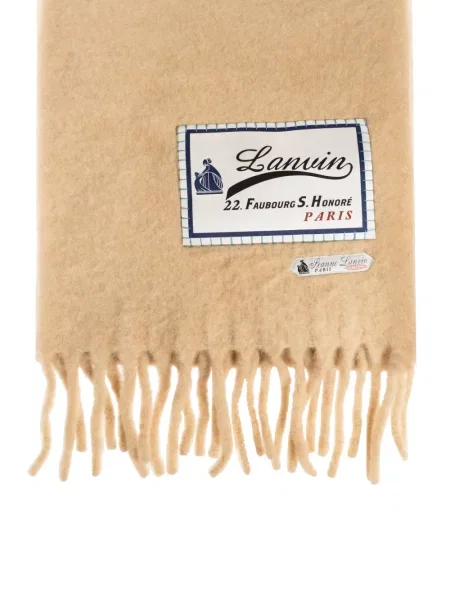 Sál Lanvin rojtokkal