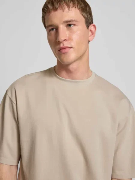 T-shirt o kroju boxy fit z mieszanki bawełny model CASPIAN AIRFLEX BOXY' Only & Sons beżowa