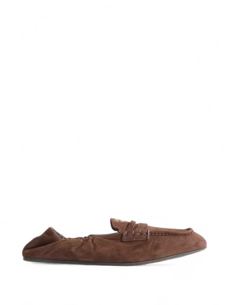 Pantofi loafer Miu Miu din piele de căprioară maro