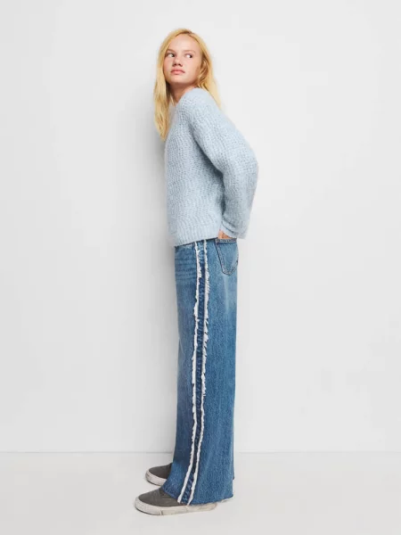 Jeansy wide leg z postrzępionymi szwami średni Dzieci 8 MANGO KIDS niebieski