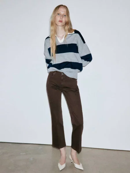 Dżinsy Sienna flare crop czekoladowy Kobieta 40 MANGO