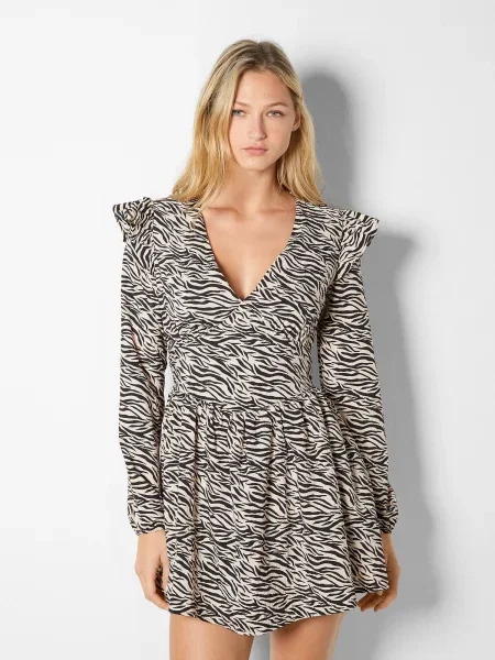Bershka Rochie bej negru