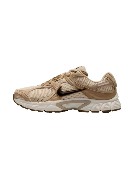 Sneakerși Nike din piele de căprioară maro