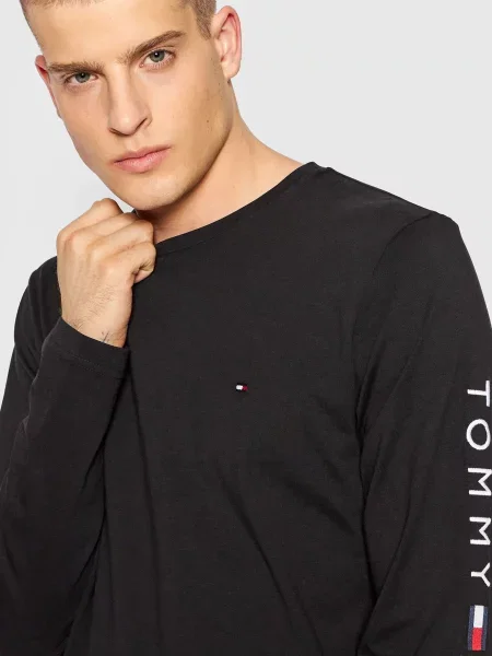 Лонгслив Tommy Hilfiger черный