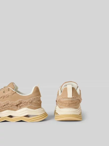 Sneakersy na platformie z ozdobnym obszyciem Iro