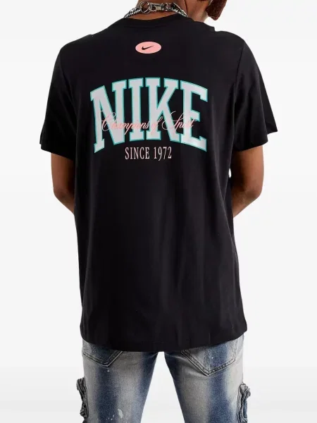 Тениска Nike кепър в тропически десен кафяво