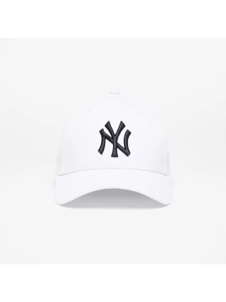 Шапка с козирки New Era бяло