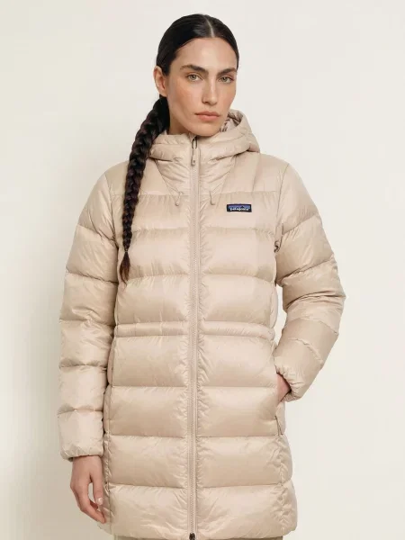 Patagonia Péřová Parka Fitz Roy béžová