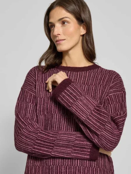 Sweter o kroju relaxed fit z mieszanki wełny z dodatkiem wełny z alpaki model ‘FALVA’ Selected Femme bordowy