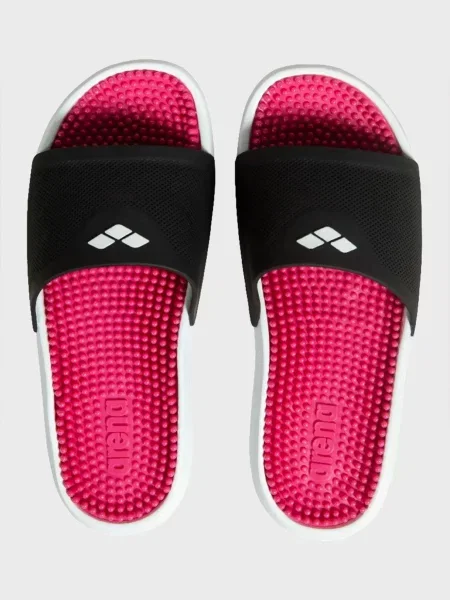 Шльопанці Arena чорні