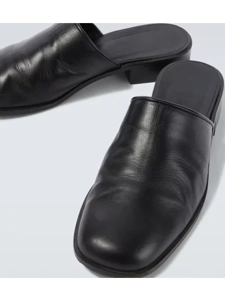 Papuci tip mules Studio Nicholson din piele negru