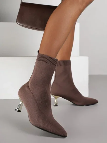 Botine maro
