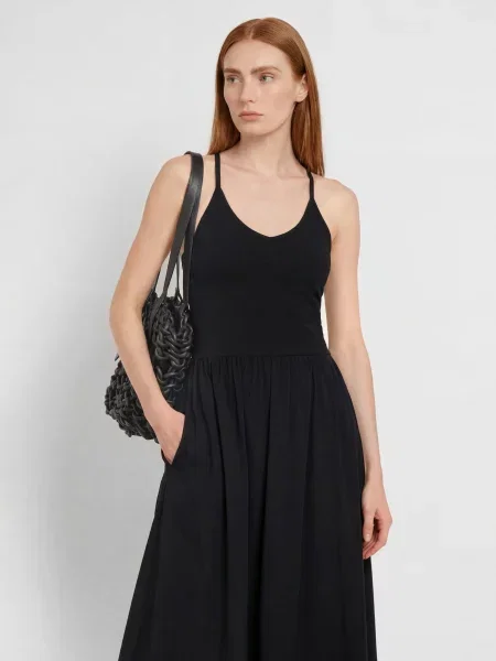 Sweaty Betty Šaty Z Kombinace Materiálů černá
