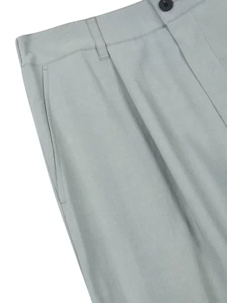 Pantaloni scurți Studio Tomboy verde
